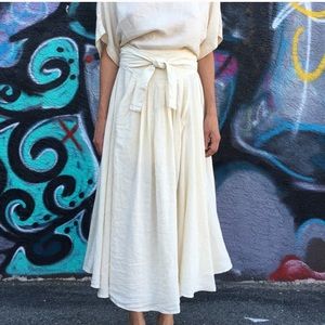 Black Crane Linen Skirt!